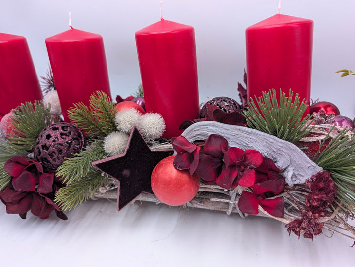 Adventsgesteck Stern Hortensie rot