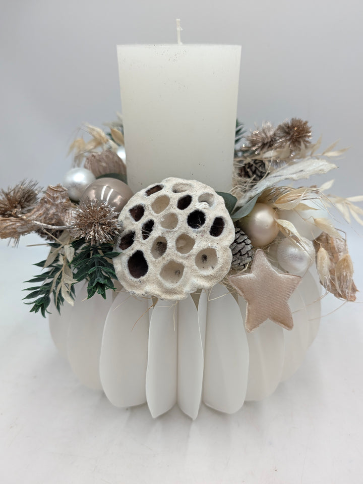 Wintergesteck Stern Zapfen creme weiss