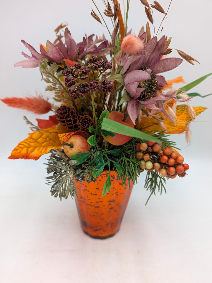Herbstgesteck Sonnenblume lila orange