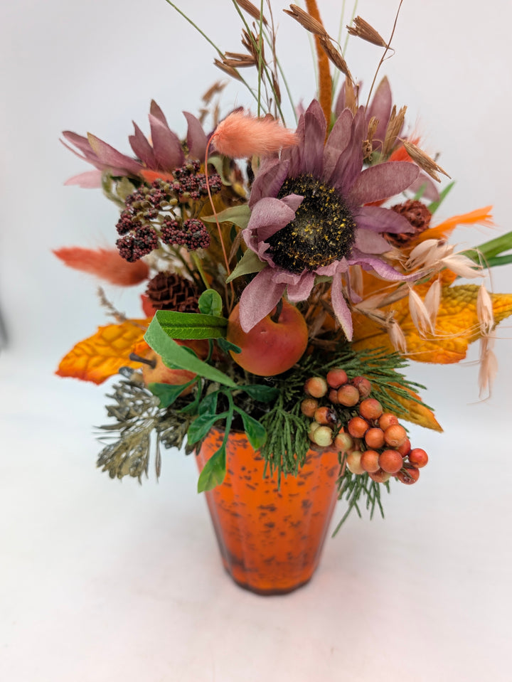 Herbstgesteck Sonnenblume lila orange