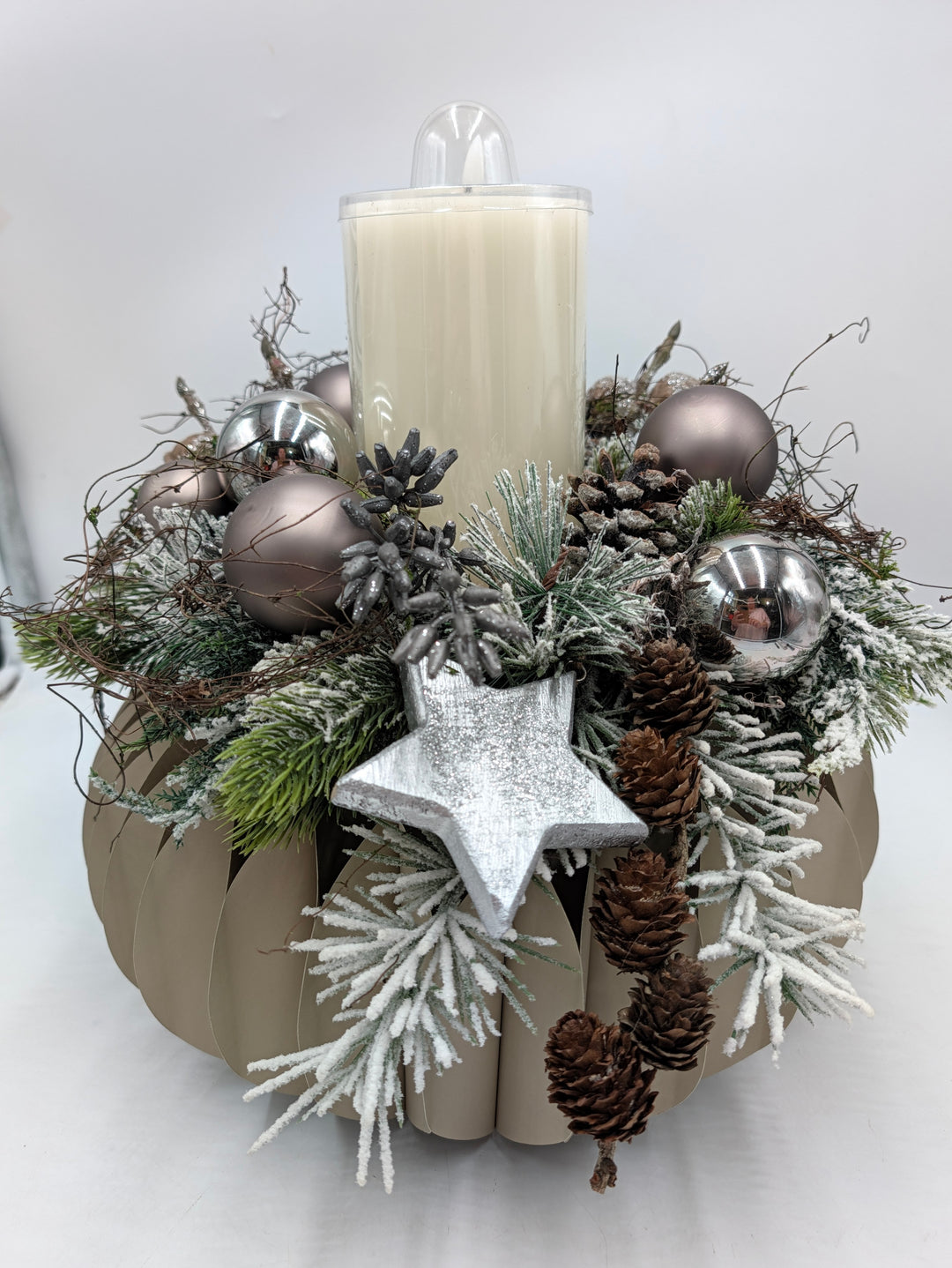 Adventskranz taupe silber mit Kerze & Stern, 38 cm