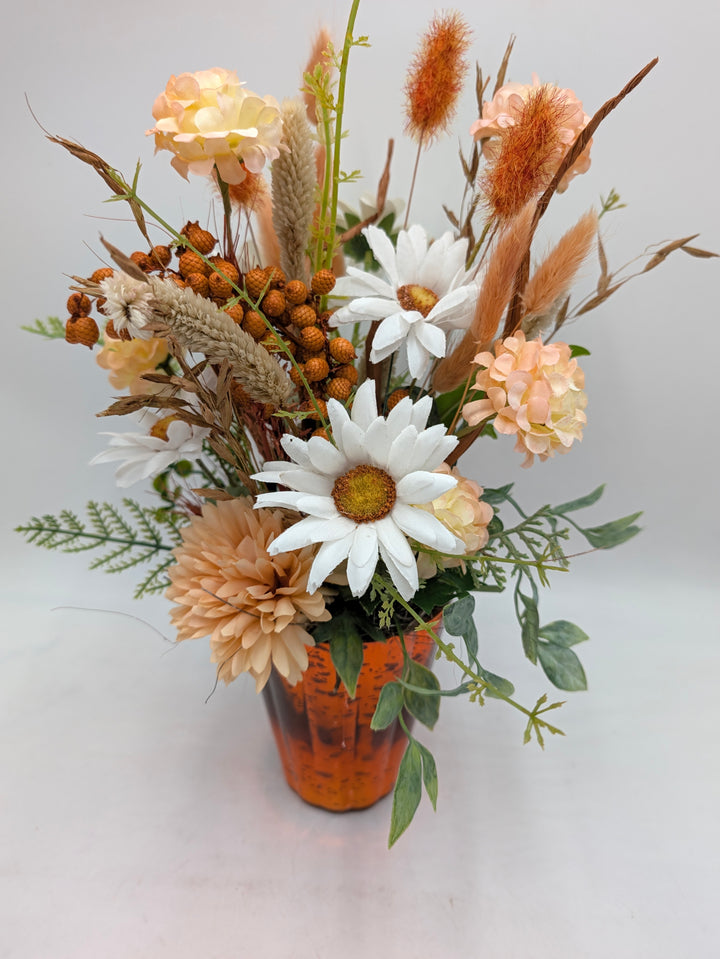 Sommergesteck Gräser weiss orange