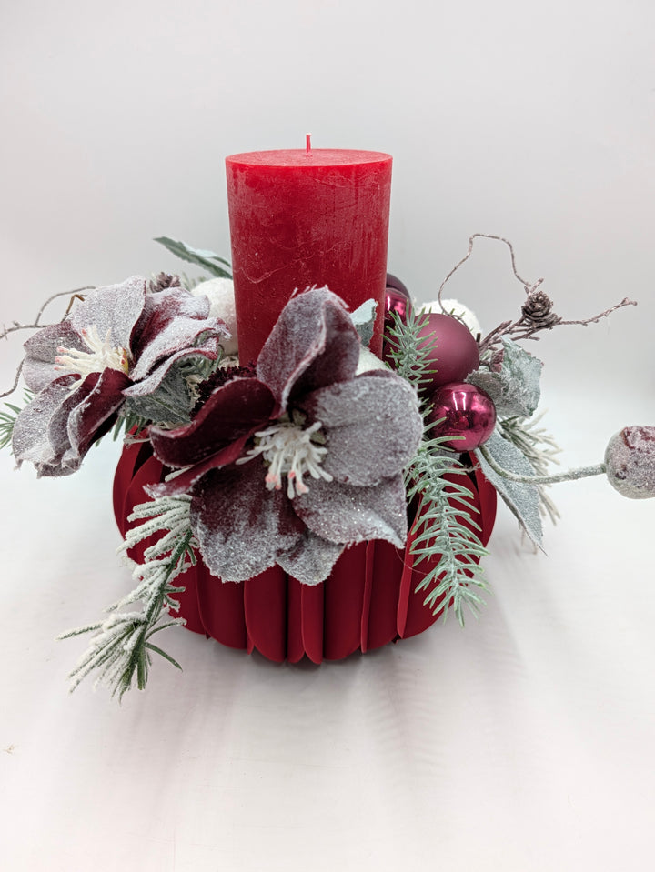 Adventsgesteck Zapfen Christrose rot lila