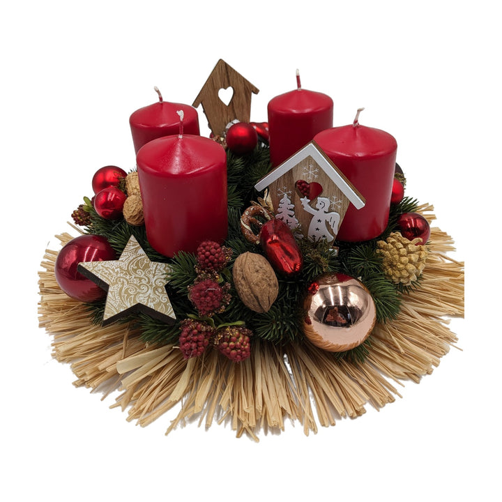 Freigestellt Adventsgesteck Adventskranz Kerzen Kugeln Stern Holzhaus rot