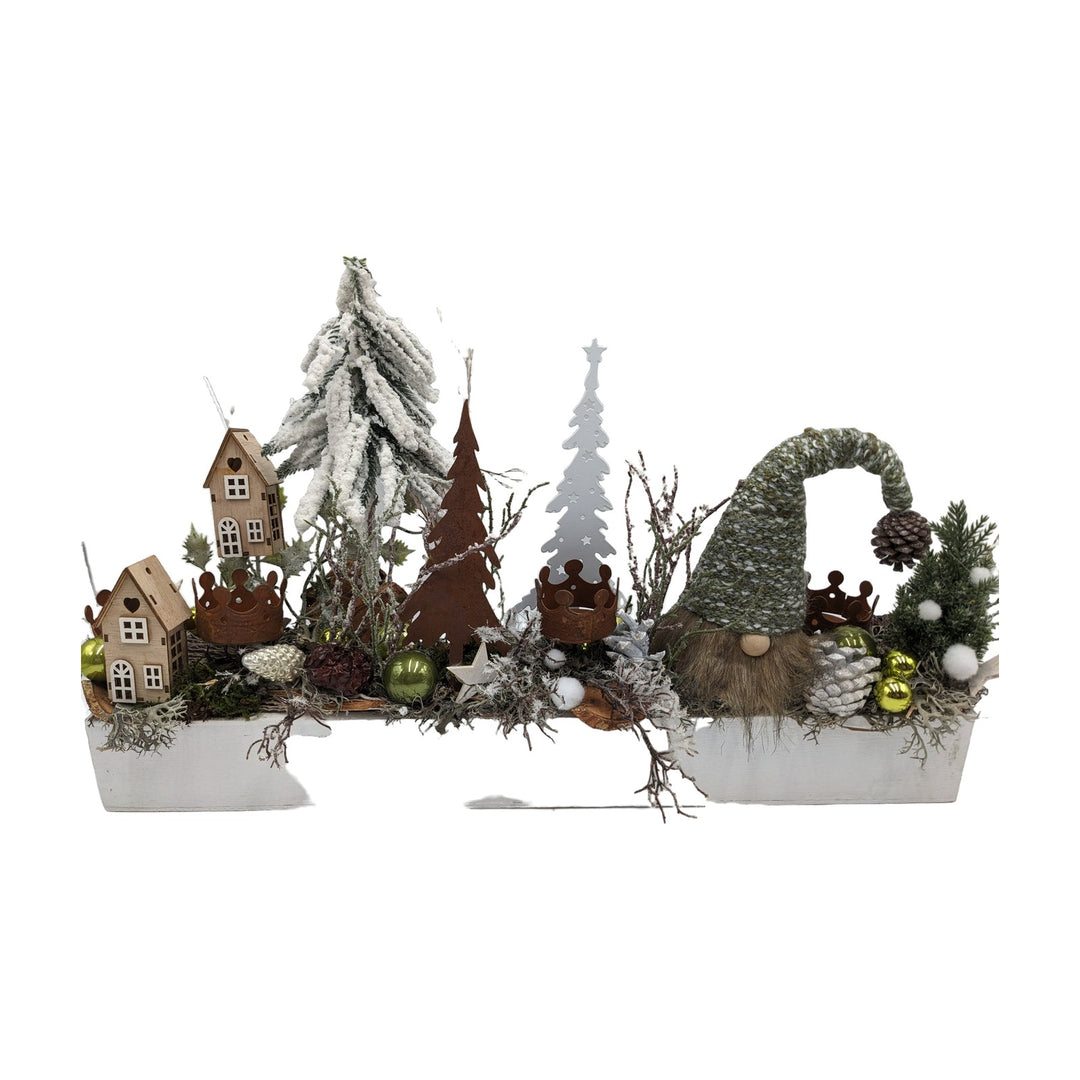 Freigestellt Weihnachtsgesteck Wichtel Haus Kugeln Tannen rost weiß grün