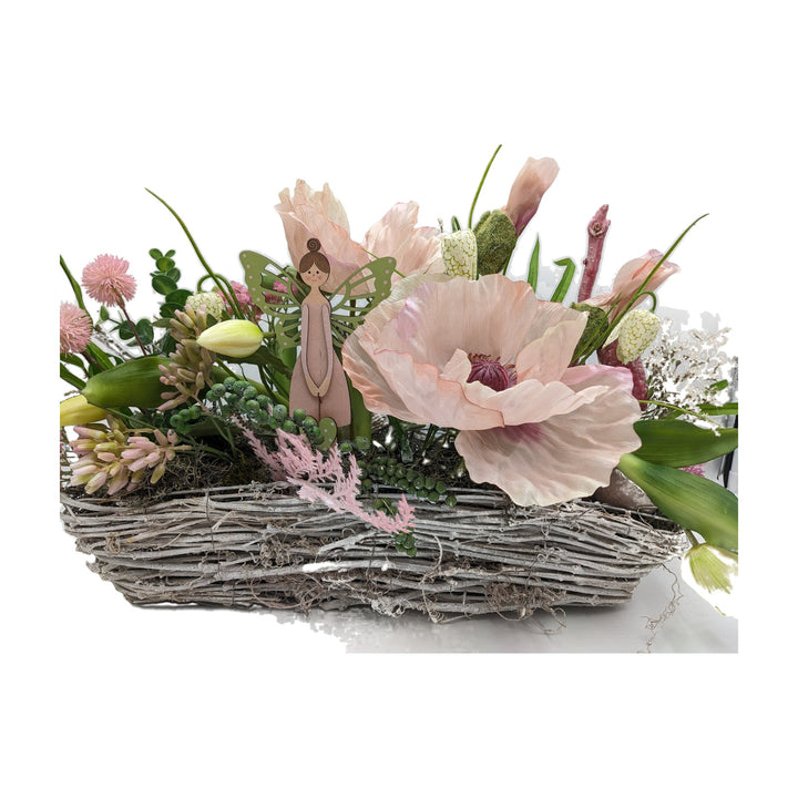 Freigestellt Frühlingsgesteck Tulpen Mohn Elfe im Korb rosa grün