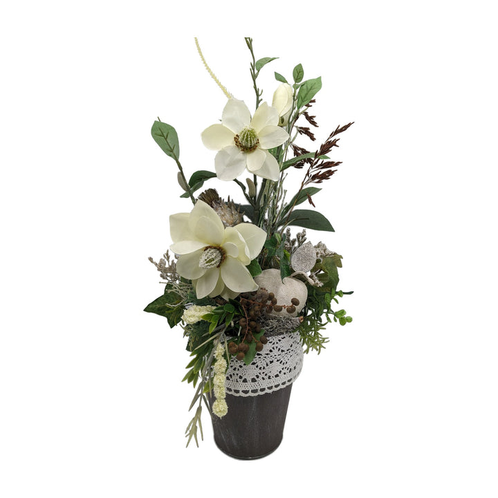 Freigestellt Sommergesteck Magnolien Apfel Beeren creme grün