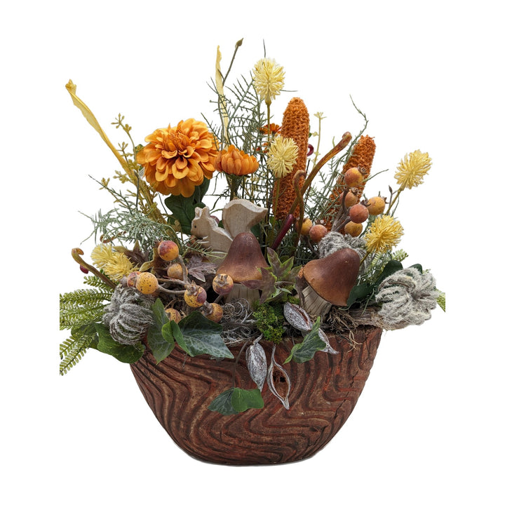 Freigestellt Herbstgesteck Pilze Eichhörnchen Beeren orange braun