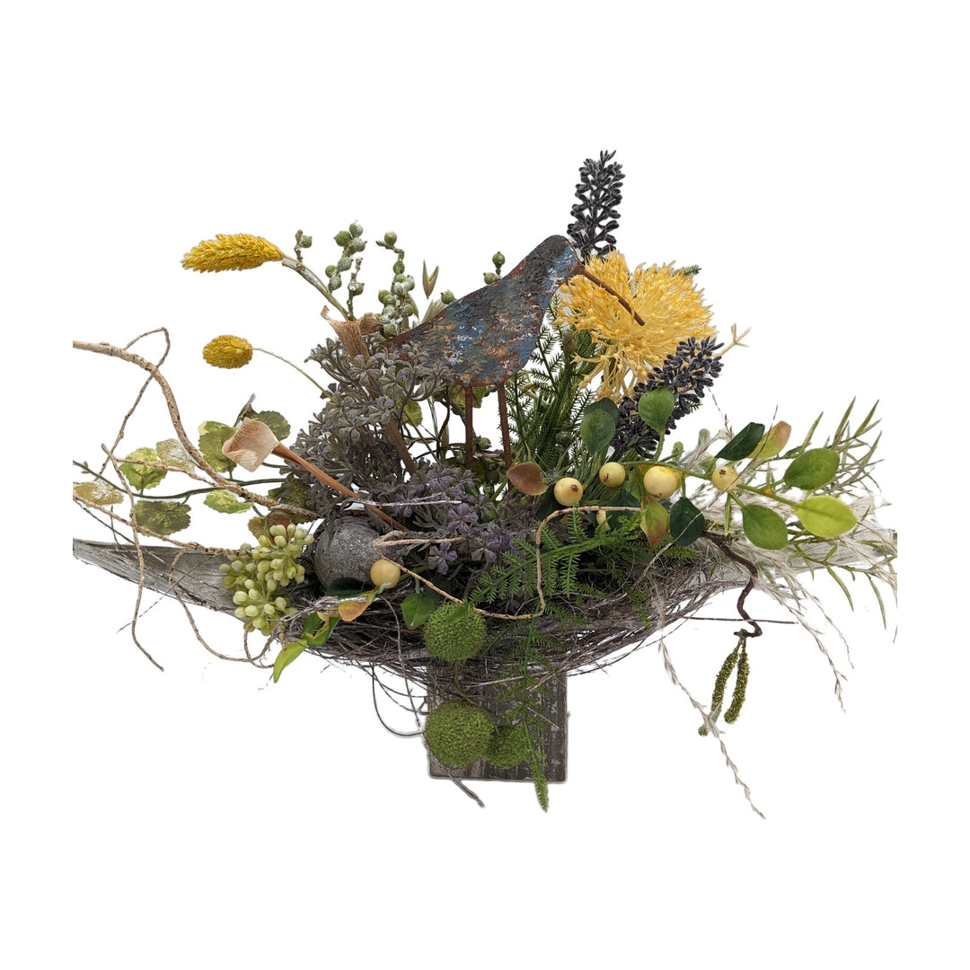 Freigestellt Sommergesteck Vogel Lavendel Blüten Beeren Gräser blau gelb