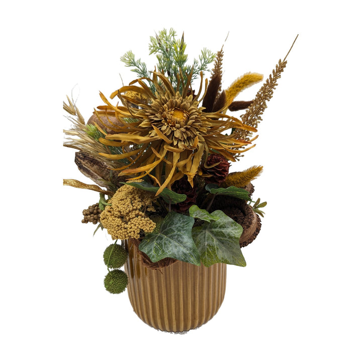 Freigestellt Herbstgesteck Sonnenblume Zapfen Beeren Gräser ocker gold