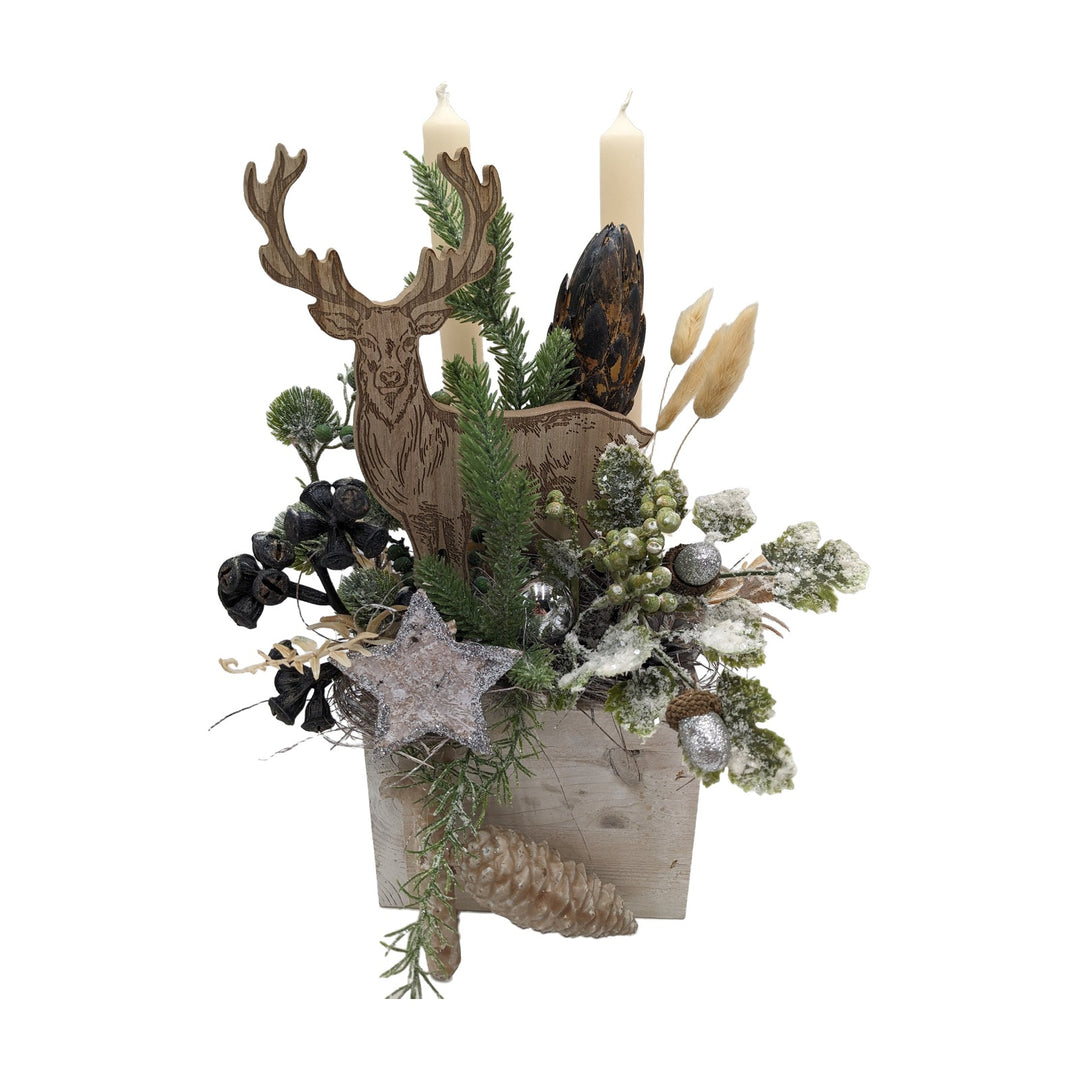 Freigestellt Weihnachtsgesteck Hirsch Stern Kugel Eichel creme natur silber