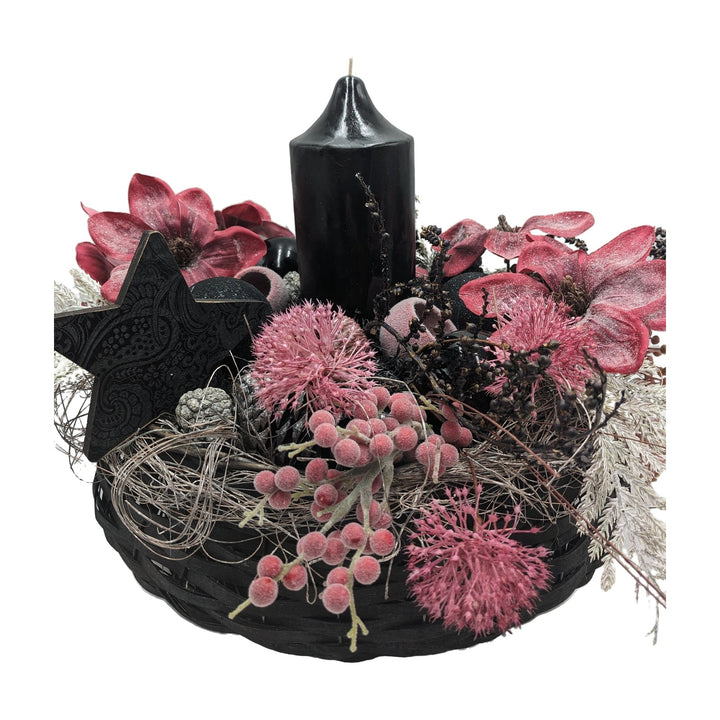 Freigestellt Weihnachtsgesteck modern Stern Magnolie Beeren schwarz rosa
