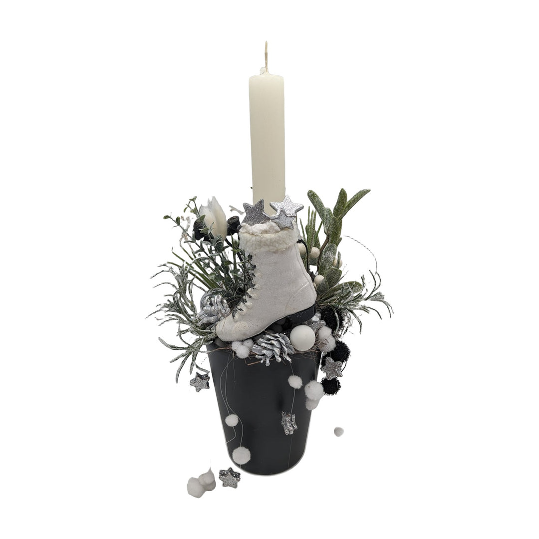 Freigestellt Weihnachtsgesteck Schlittschuh Sterne Kugeln silber weiß