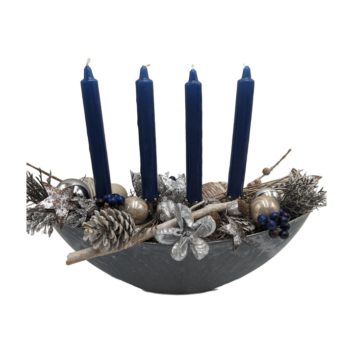 Freigestellt Adventsgesteck Schale Kugel Zapfen Stern blau silber