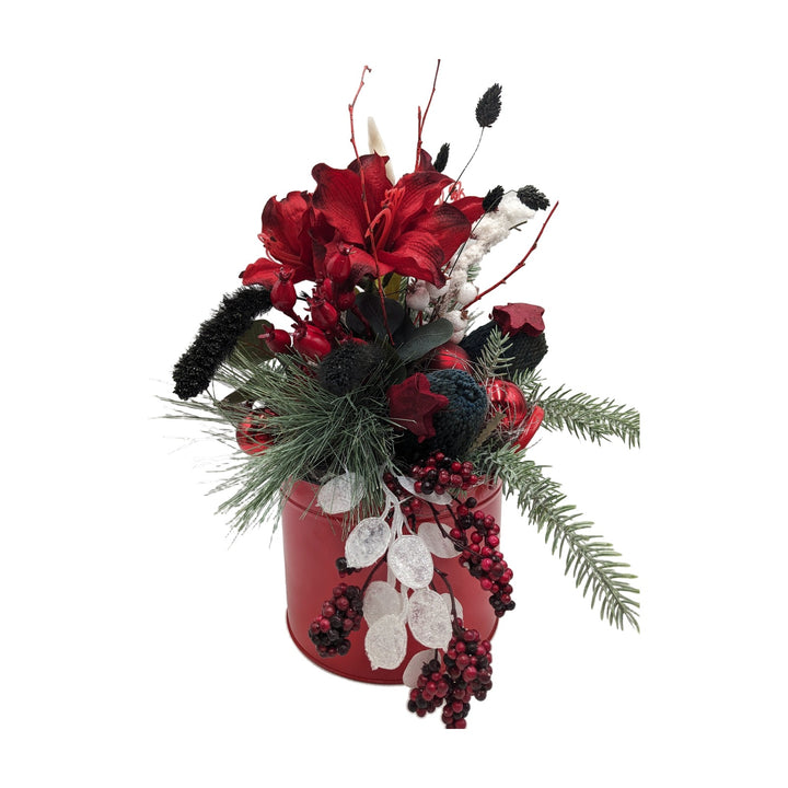 Freigestellt Weihnachtsgesteck Amaryllis Kugeln Sterne Beeren rot schwarz