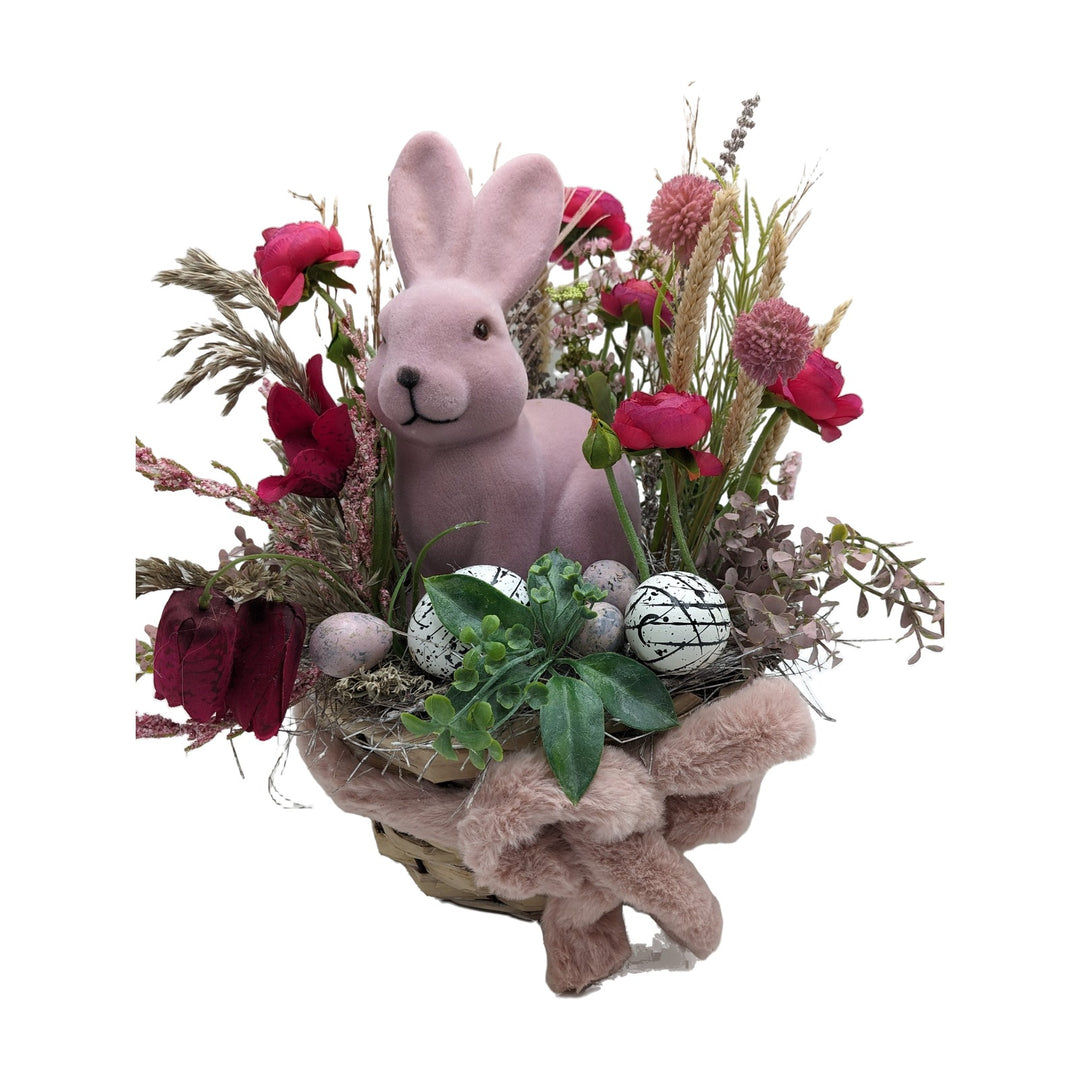 Freigestellt Ostergesteck Hase Ranunkeln Eier im Korb pink rosa