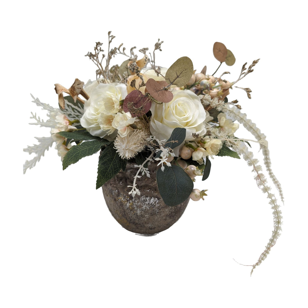 Freigestellt Sommergesteck Rosen Kirschblüten Beeren weiß creme natur