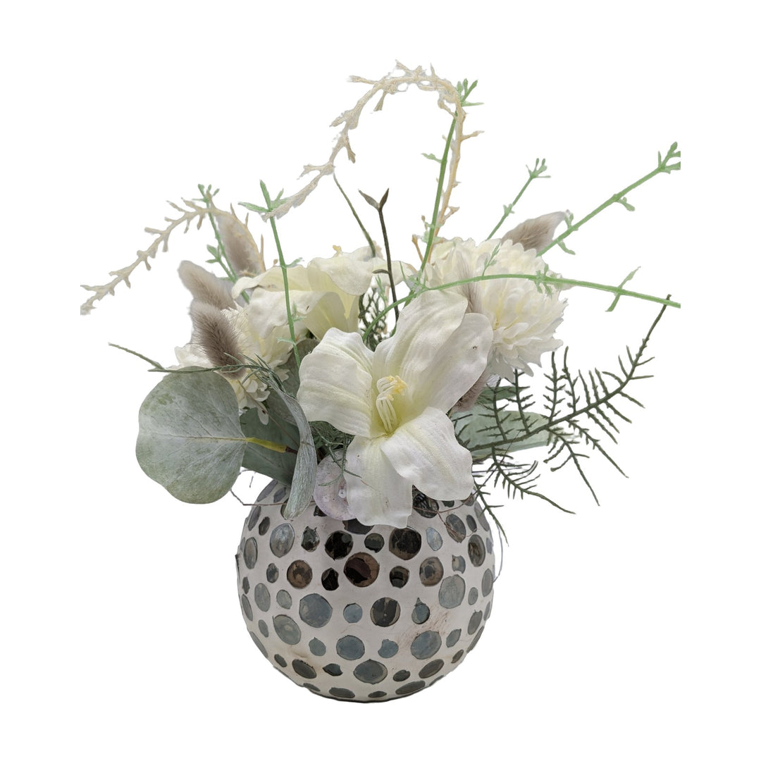 Freigestellt Sommergesteck Callas Eukalyptus Chrysantheme weiß grün