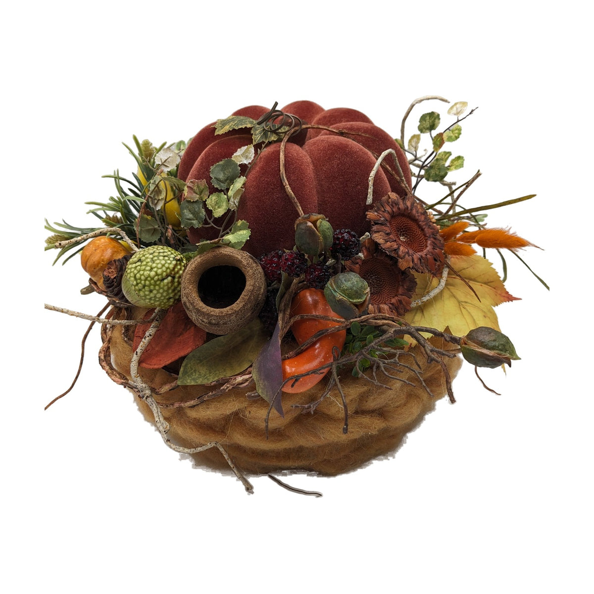 Freigestellt Herbstgesteck Kürbis Beeren Laub rostrot orange