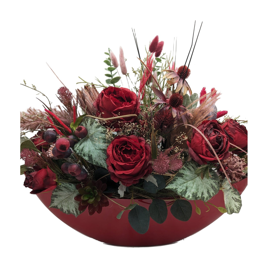 Freigestellt Sommergesteck Rosen Sonnenhut Beeren rot in roter Schale