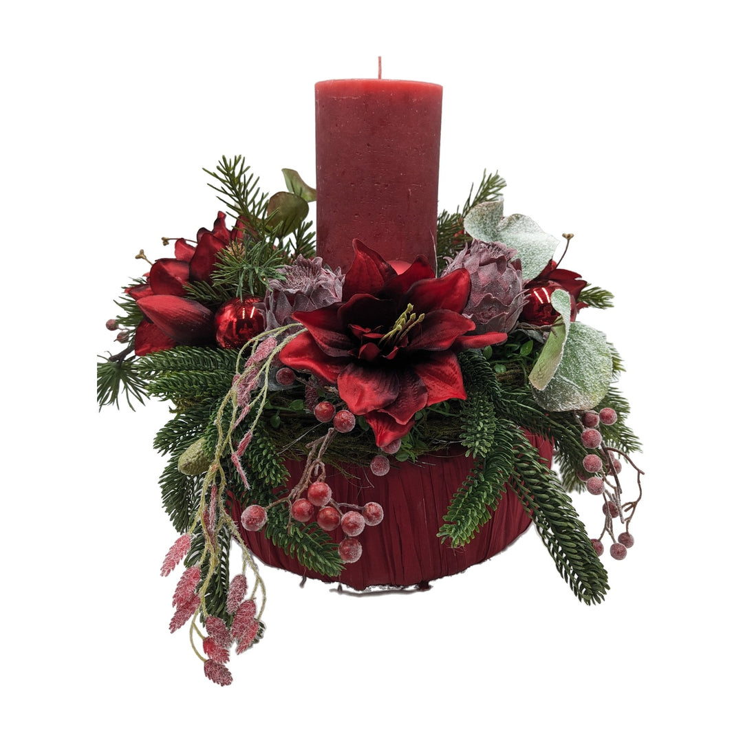 Freigestellt Adventskranz Amaryllis Artischocke Kugeln rot grün