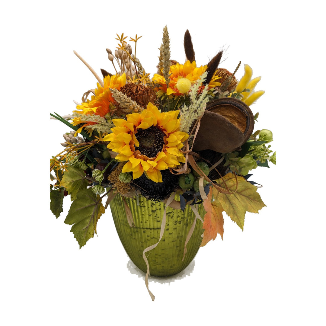 Freigestellt Sommergesteck Sonnenblumen Banksia Beeren gelb grün