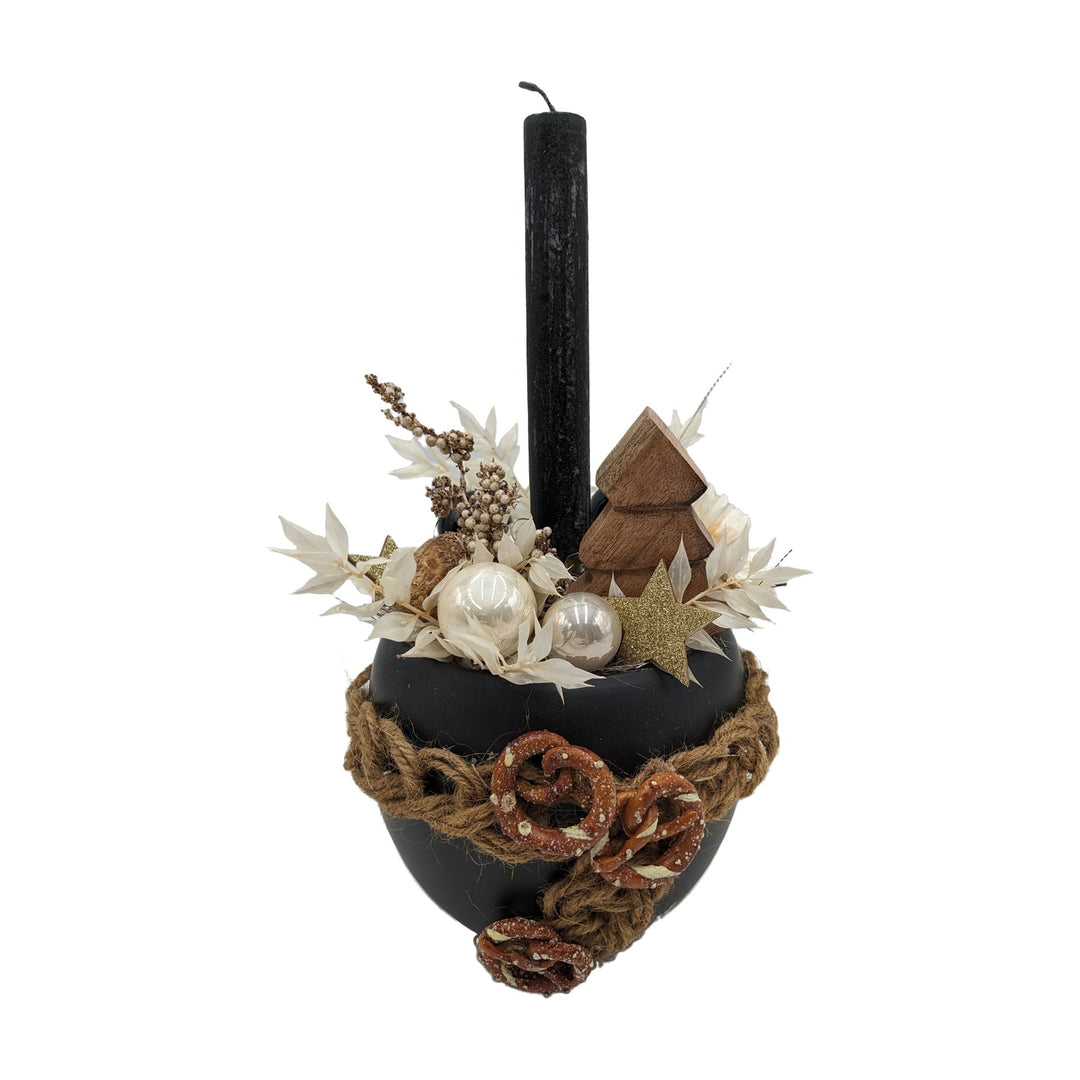 Freigestellt Weihnachtsgesteck Kugel Stern Brezel schwarz creme natur