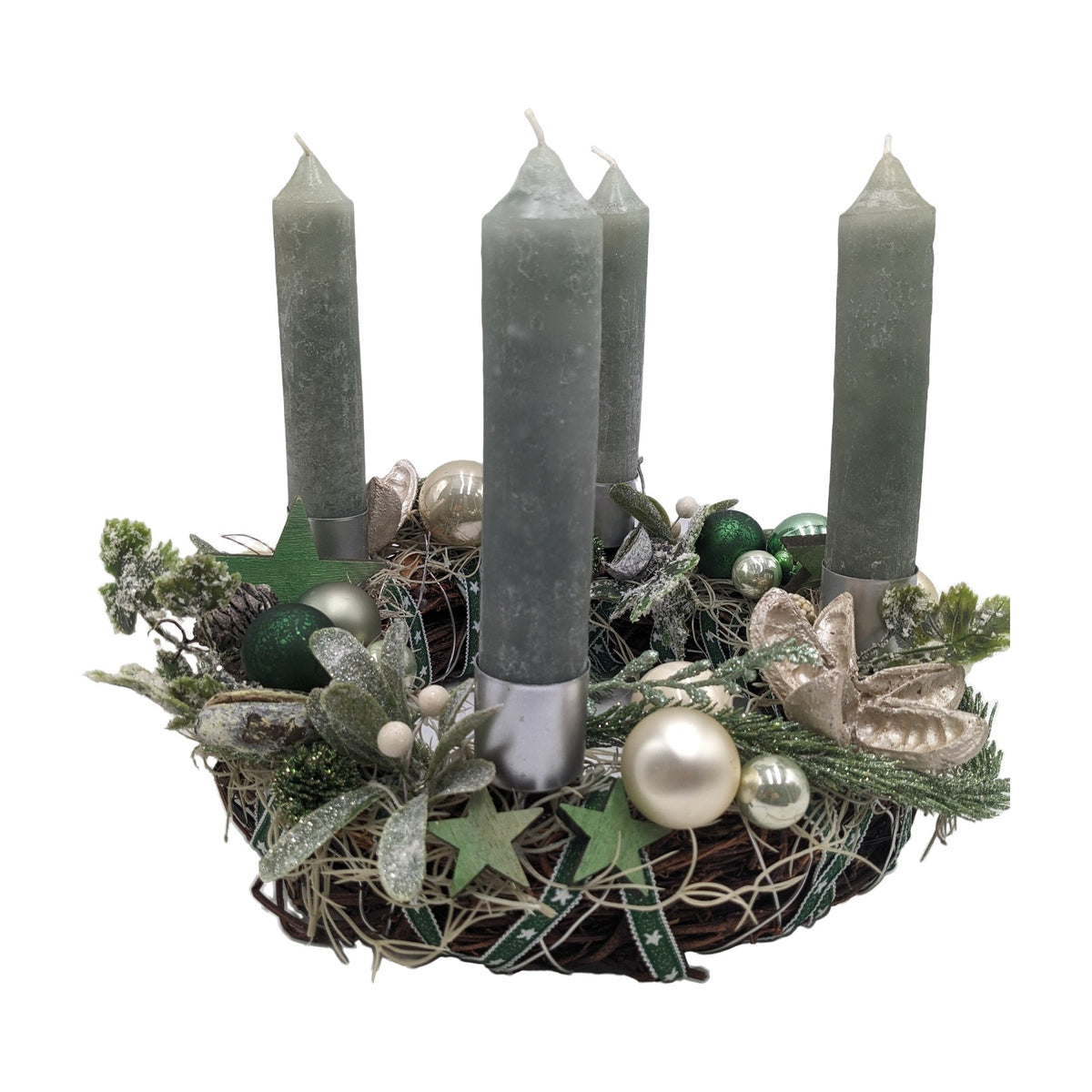 Freigestellt Adventskranz Misteln Kugeln Sterne salbei creme grün