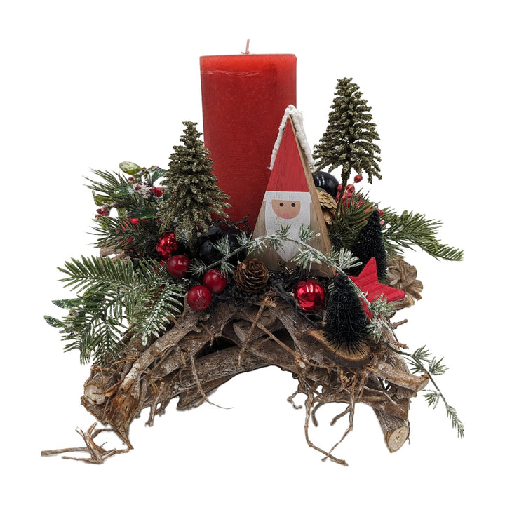 Freigestellt Weihnachtsgesteck Kerze Weihnachtsmann Kugeln Beeren rot natur