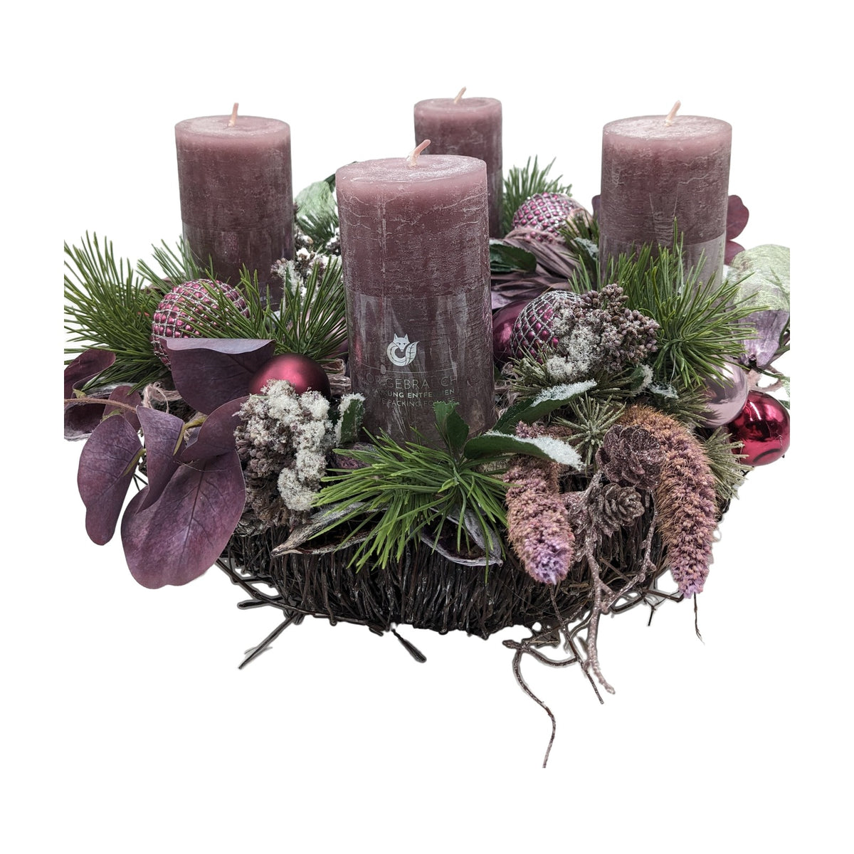 Freigestellt Adventskranz Kugeln Zapfen Beeren Eukalyptus flieder beere