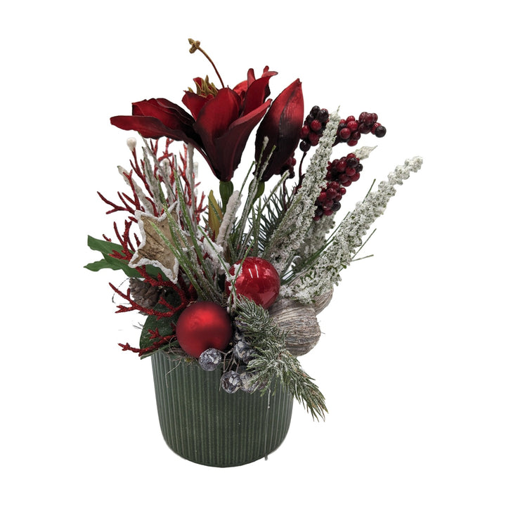 Freigestellt Weihnachtsgesteck Amaryllis Kugel Stern Beeren rot grün