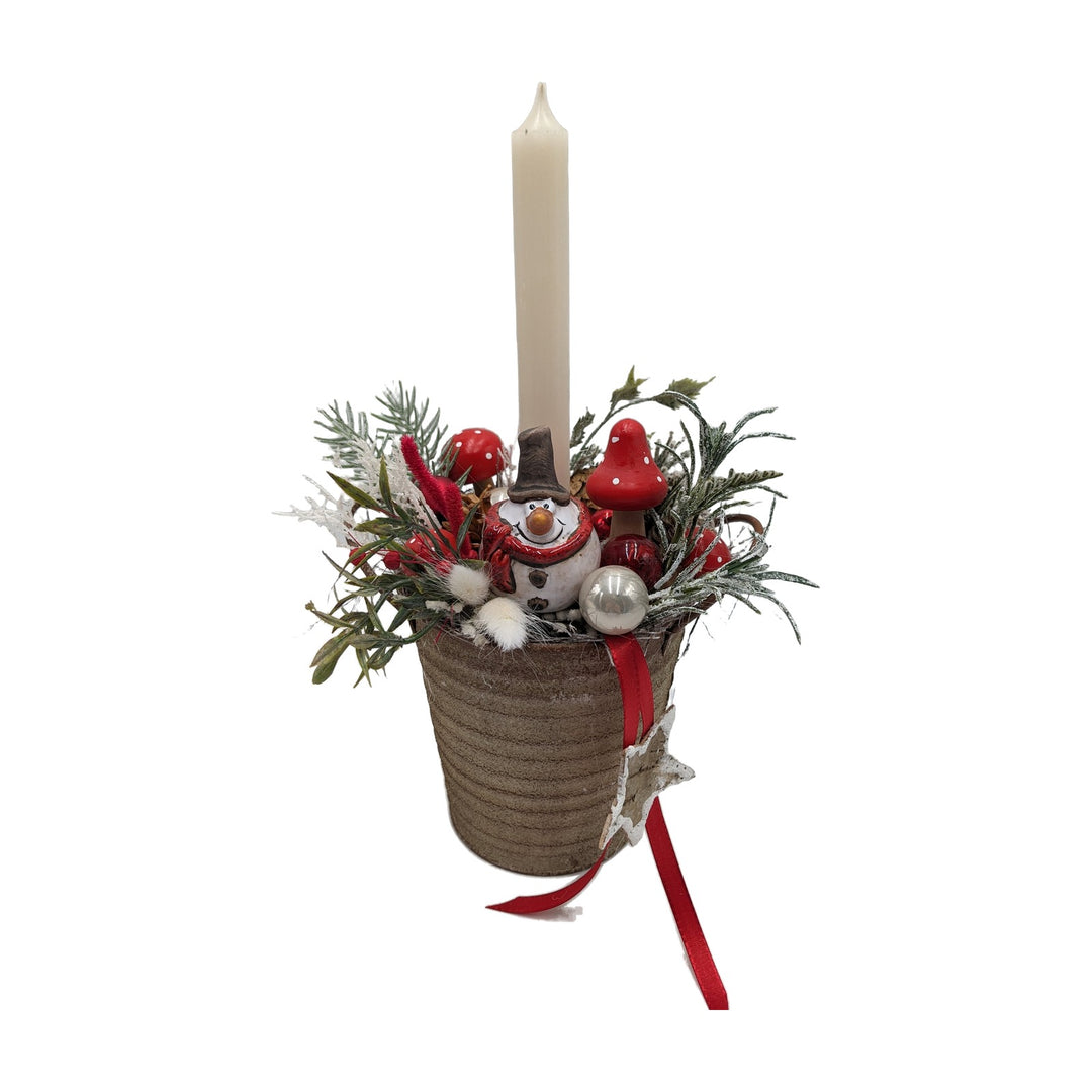 Freigestellt Weihnachtsgesteck Schneemann Kerze Kugeln Pilze rot creme