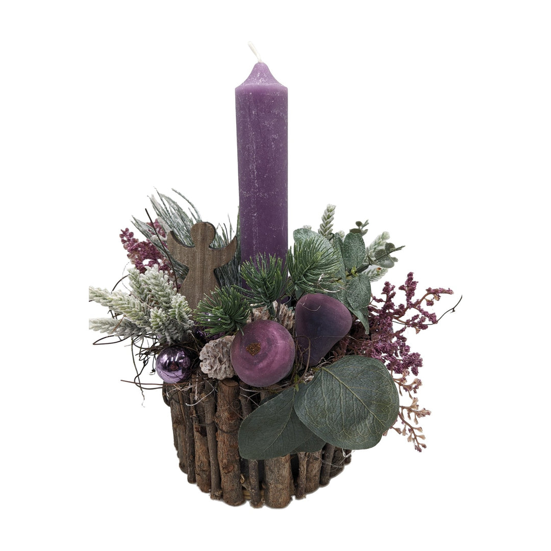 Freigestellt Weihnachtsgesteck Kerze Engel Kugel Zapfen lila grün