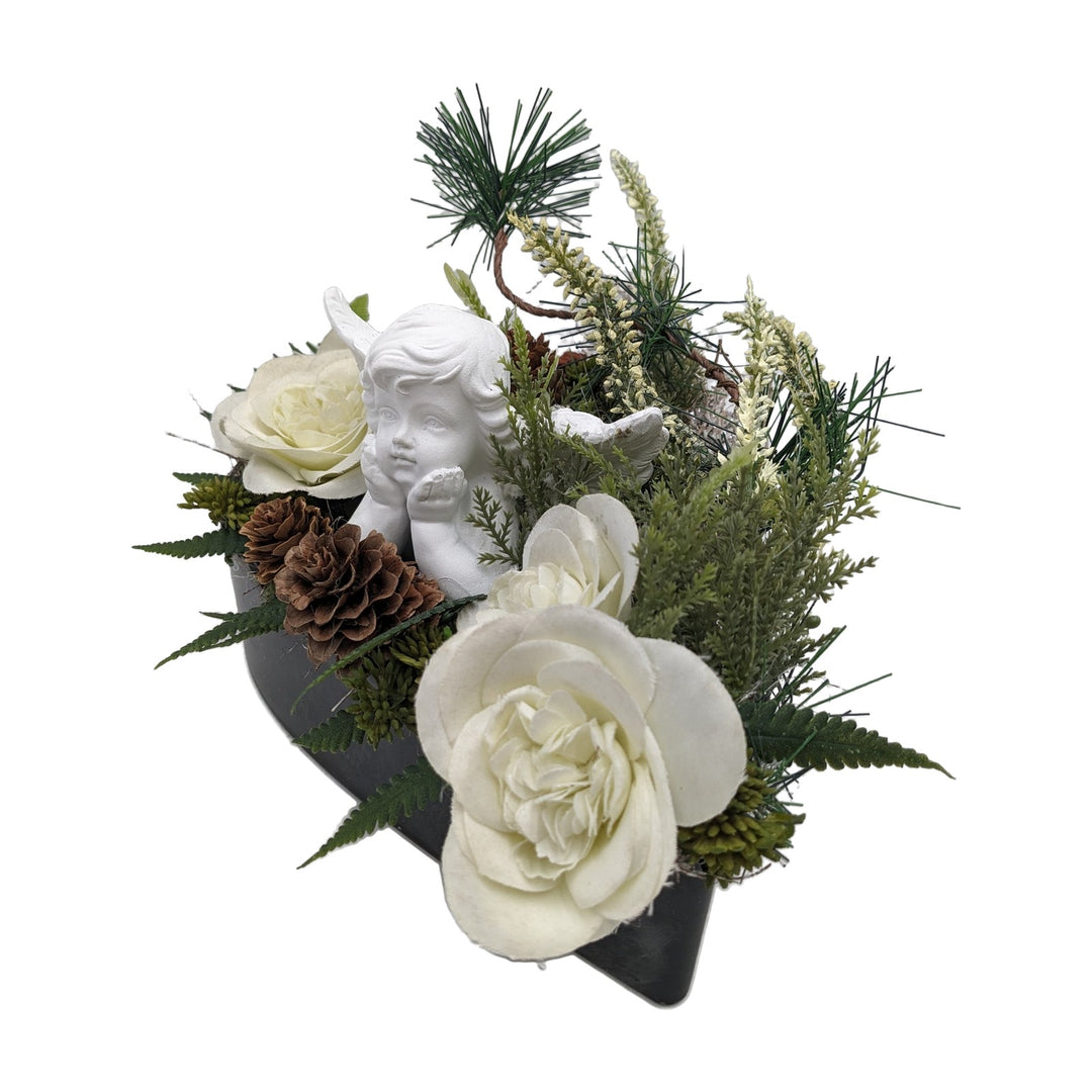 Freigestellt Trauergesteck Herz Engel Rosen Zapfen weiß grün