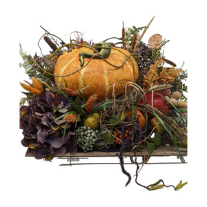 Freigestellt Herbstgesteck Kürbis Hortensie Beeren Gräser orange lila