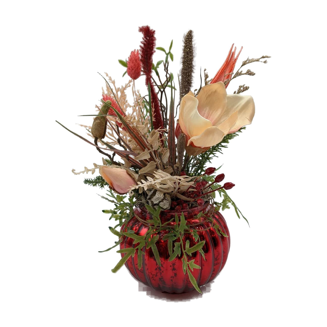 Freigestellt Herbstgesteck Magnolie Beeren Gräser rot apricot im Glastopf
