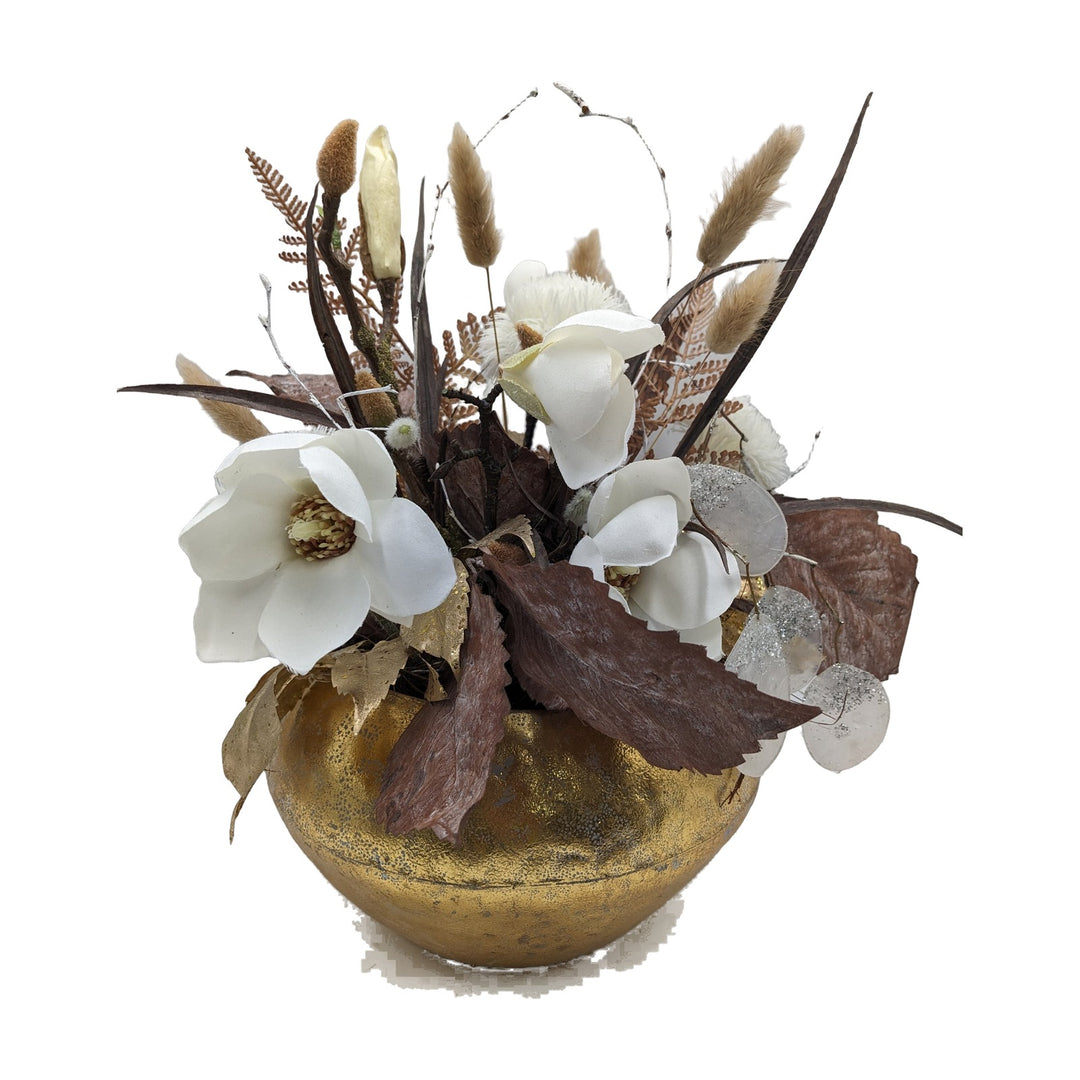 Freigestellt Herbstgesteck Magnolien Gräser Farn weiss gold