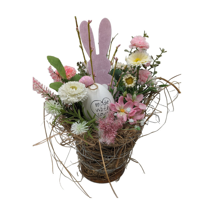 Freigestellt Ostergesteck Frühlingsgesteck Bellis Nelken Hase rosa weiß