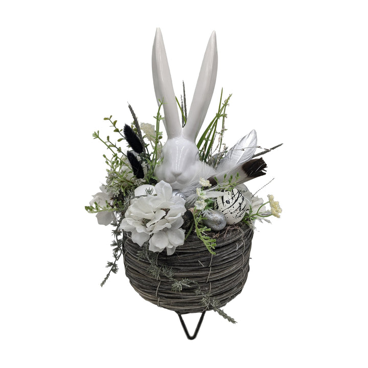 Freigestellt Ostergesteck Frühlingsgesteck Hase Blüten Gräser schwarz weiss