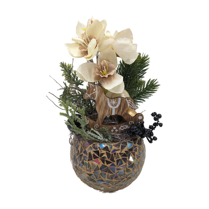 Freigestellt Wintergesteck Amaryllis Schaukelpferd Tannenzweige creme gold