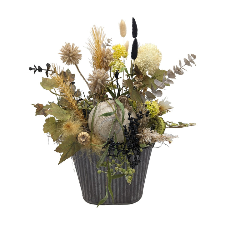 Freigestellt Herbstgesteck Kürbis Gräser Eukalyptus creme schwarz