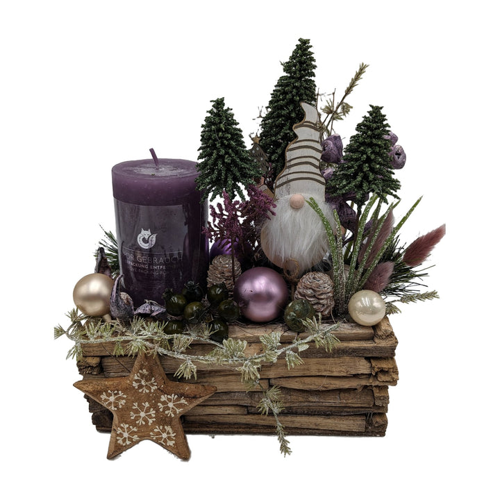 Freigestellt Weihnachtsgesteck Bäume Wichtel Stern lila creme