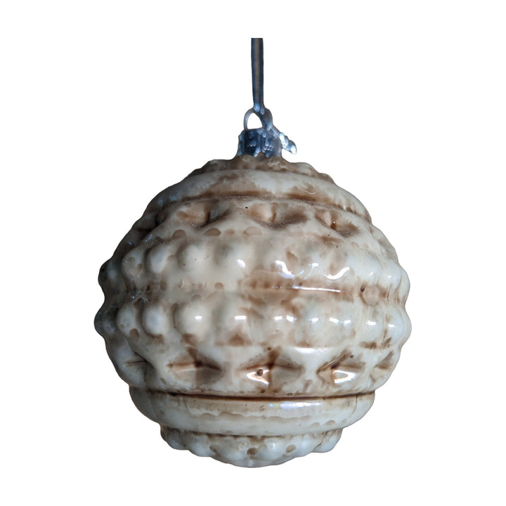 Freigestellt Weihnachtskugel Relief marmoriert creme beige Ø 9 cm