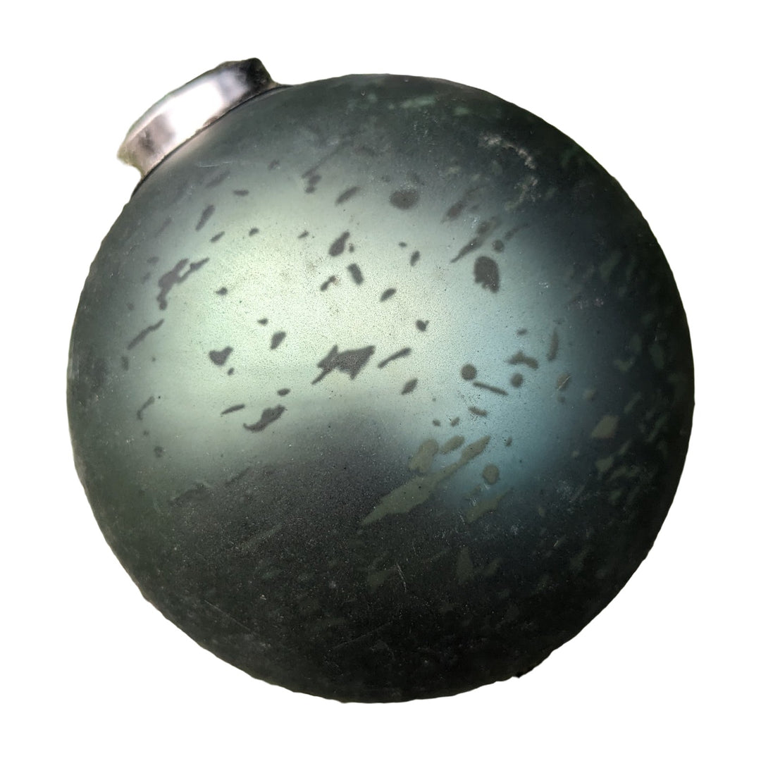 Freigestellt Weihnachtskugel dunkelgrün matt Antik-Optik Ø 10 cm