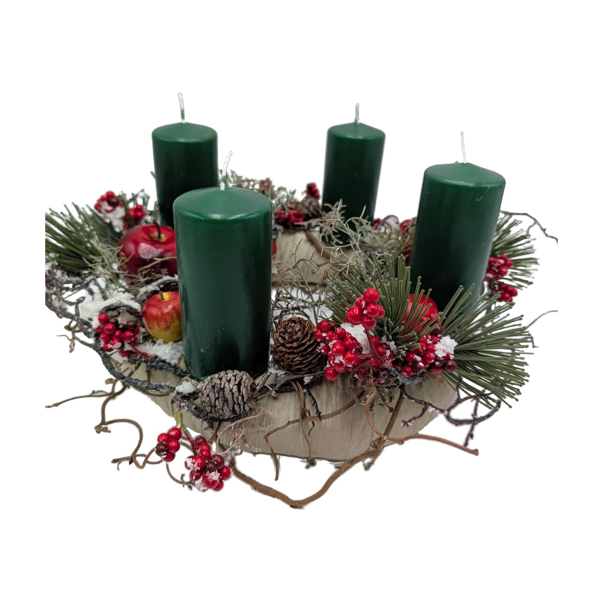 Freigestellt Adventskranz Äpfel Zapfen Beeren klassisch rot grün
