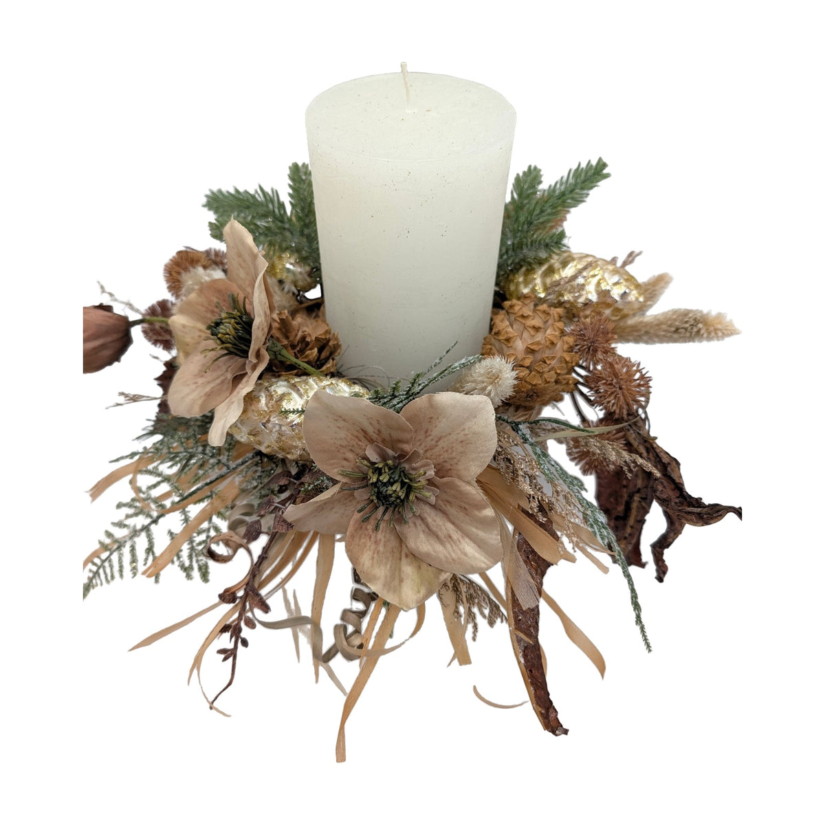 Freigestellt Winterkranz Christrose Zapfen Kerze braun gold weiss