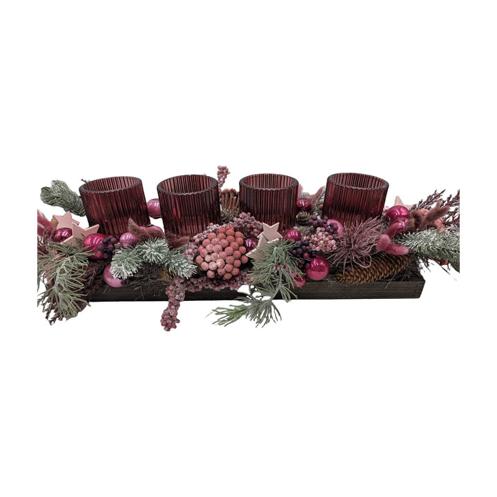 Freigestellt Adventsgesteck lang Teelichtgläser Kugeln Beeren rosa pink