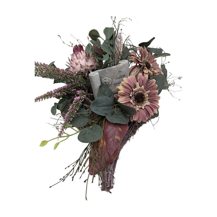 Freigestellt Trauergesteck Gerbera Protea Heide rosa grün
