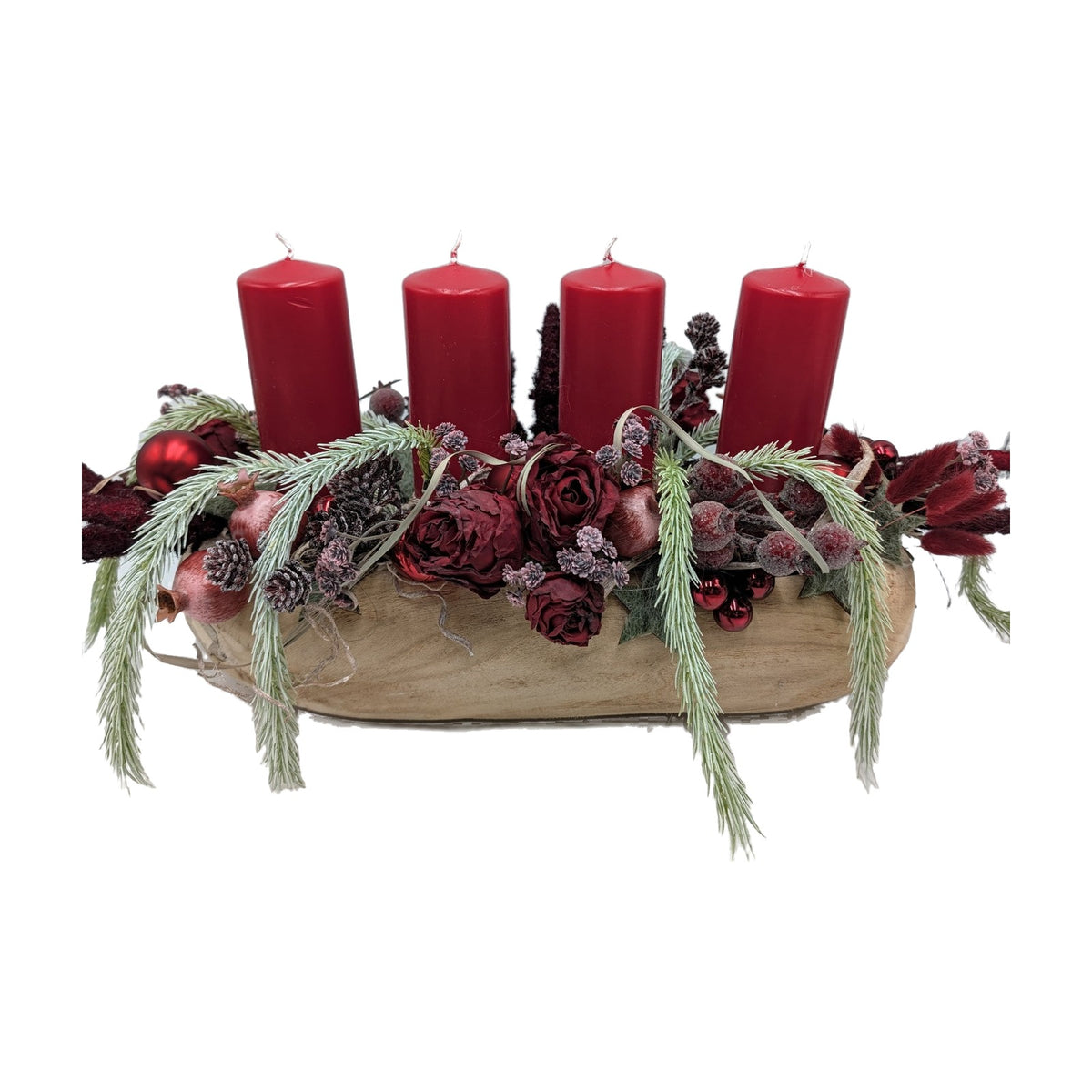 Freigestellt Adventsgesteck Holzschale Rosen Zapfen Beeren rot