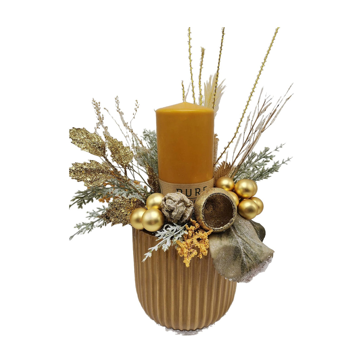 Freigestellt Weihnachtsgesteck Kerze Kugeln Blätter ocker gold Wintergesteck